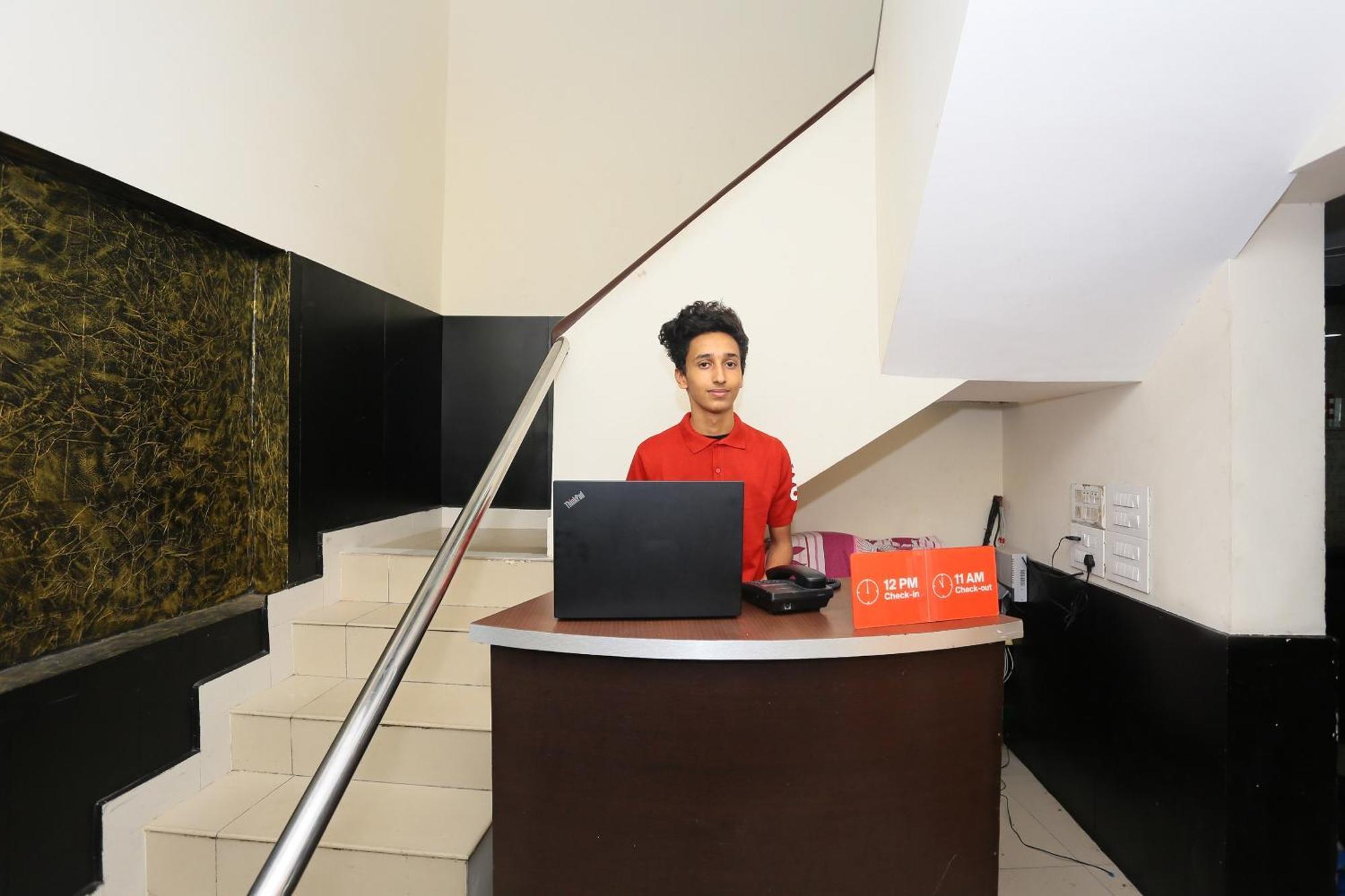 Hotel O Malabar Plaza Kochi Kültér fotó